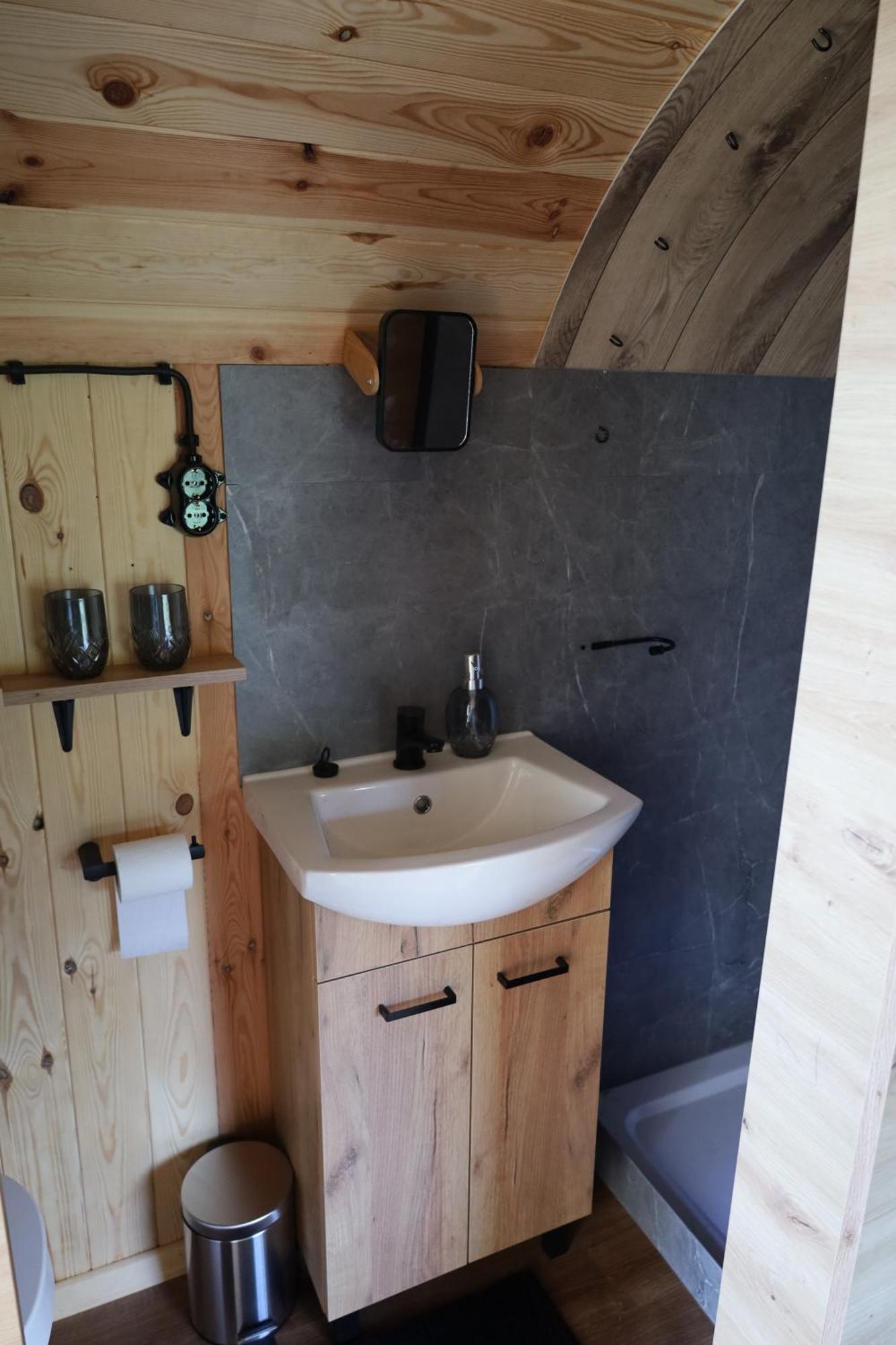 Oaza Swiety Spokoj - Domek Z Balia I Jacuzzi Rzasnik Kültér fotó