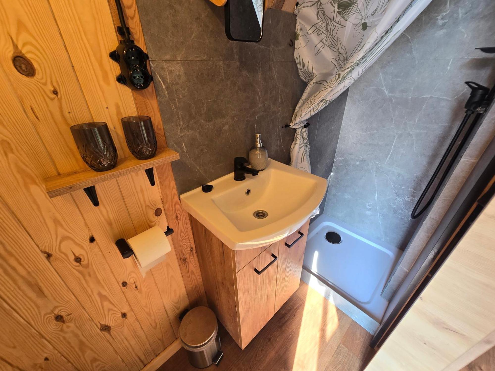 Oaza Swiety Spokoj - Domek Z Balia I Jacuzzi Rzasnik Kültér fotó